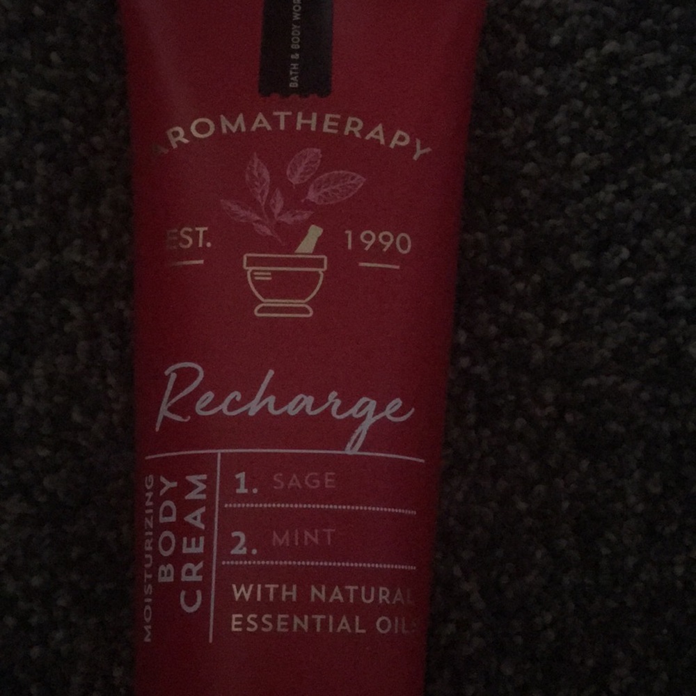 Recharging Body Cream.
